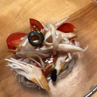 燻製ささみとミニトマトの紫玉ねぎドレッシングサラダ